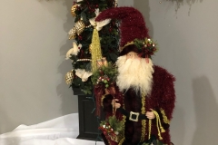 Penthouse_Christmas_2018_Lobby_Decor